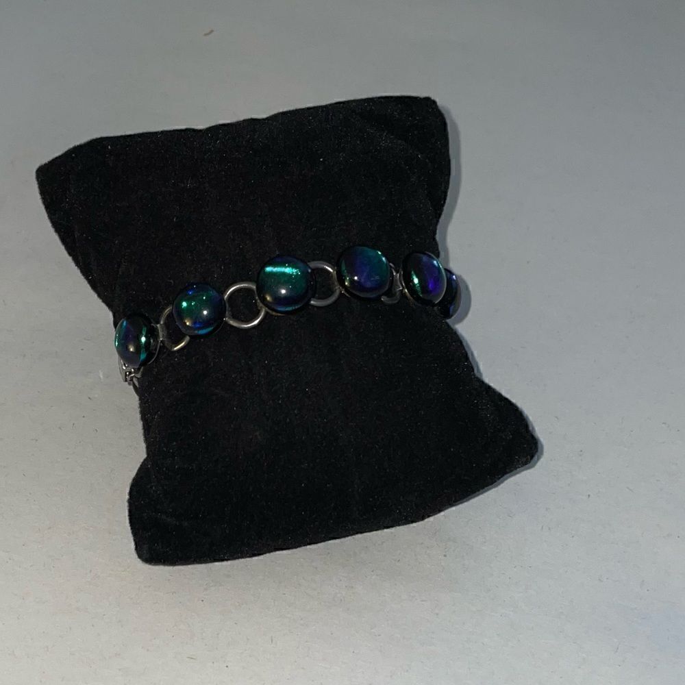 Labradorite Bracelet - Picture 2 of 12